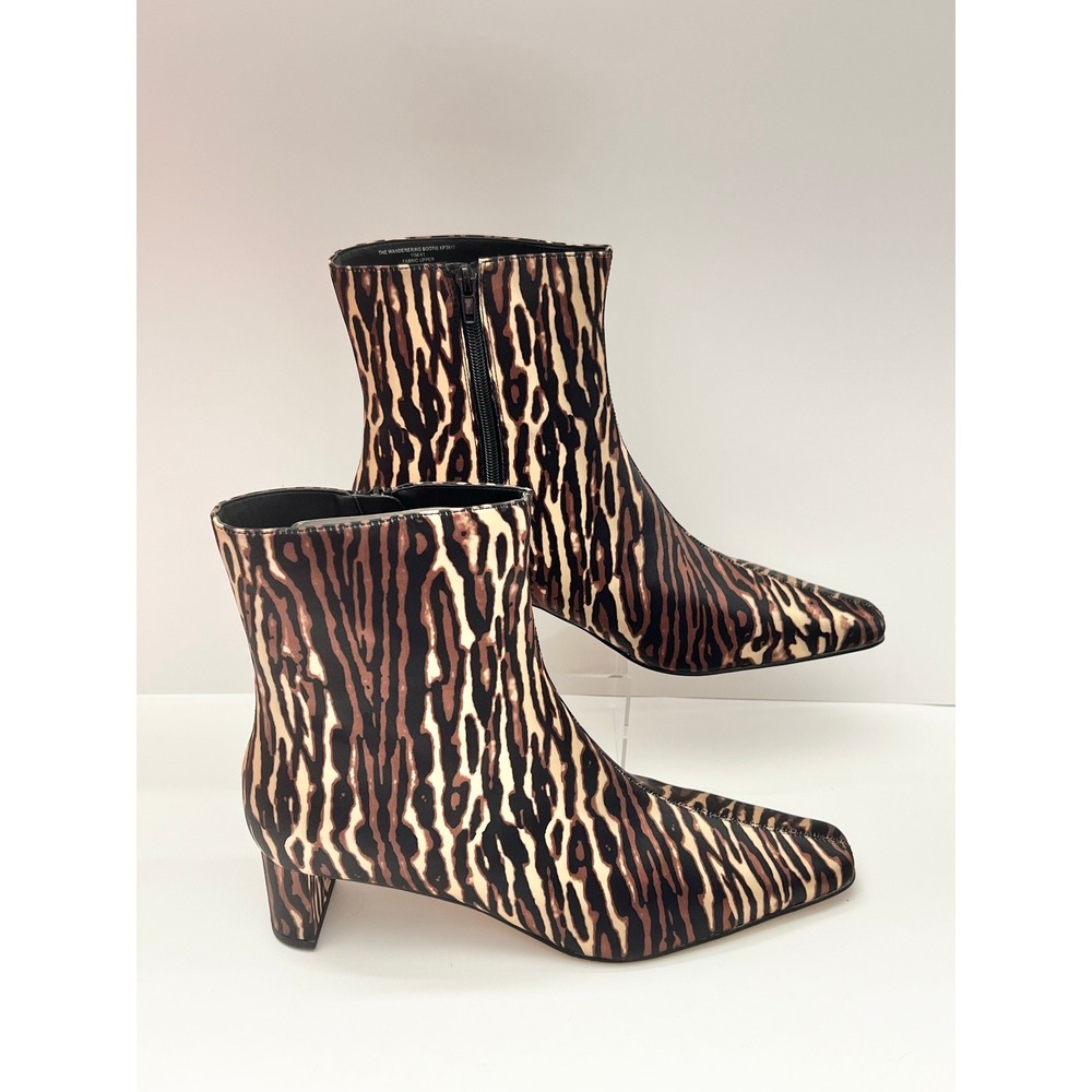 New Katy Perry The Wandering Bootie Liger Animal Multi Print Satin Size 11M/41
